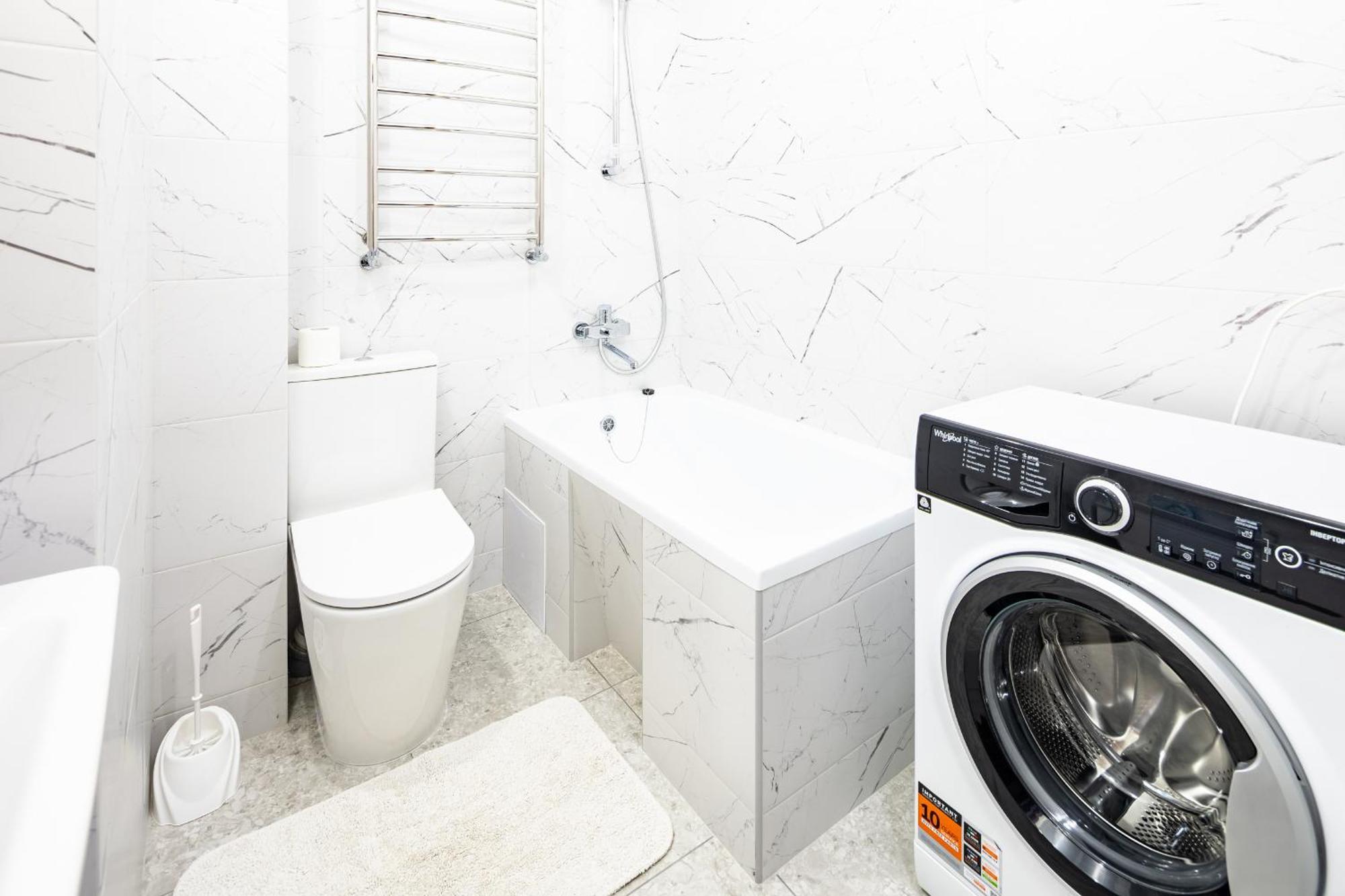Designer Apartment! The Center! Валова 29 Львів Екстер'єр фото