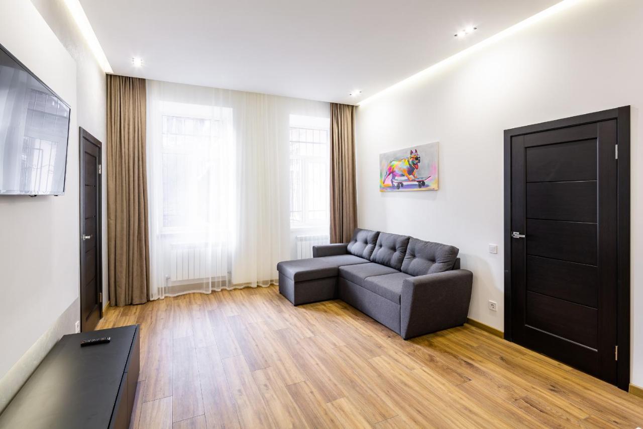 Designer Apartment! The Center! Валова 29 Львів Екстер'єр фото